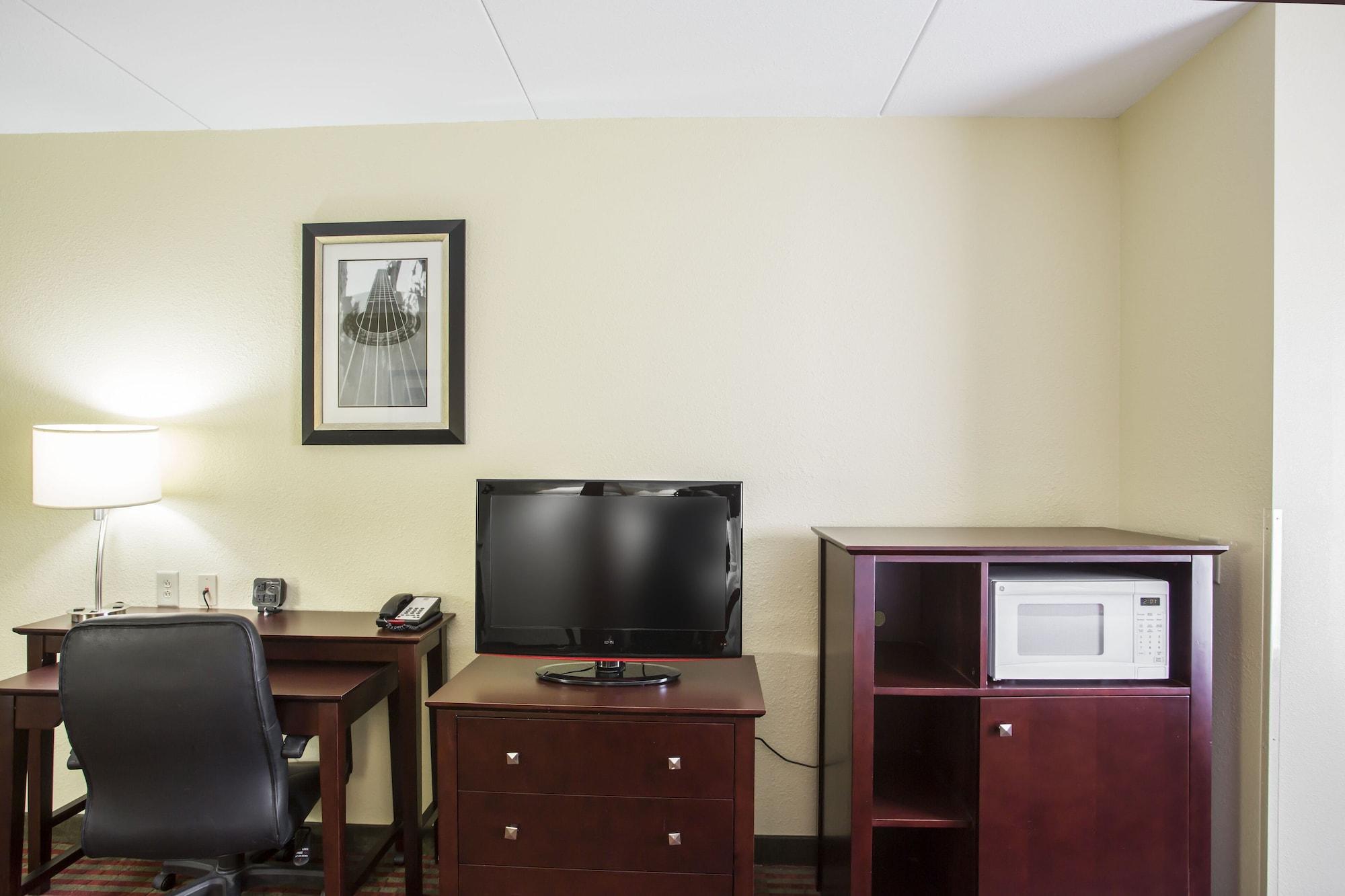 Comfort Suites Mt Juliet-Nashville Area Маунт-Джулиет Экстерьер фото