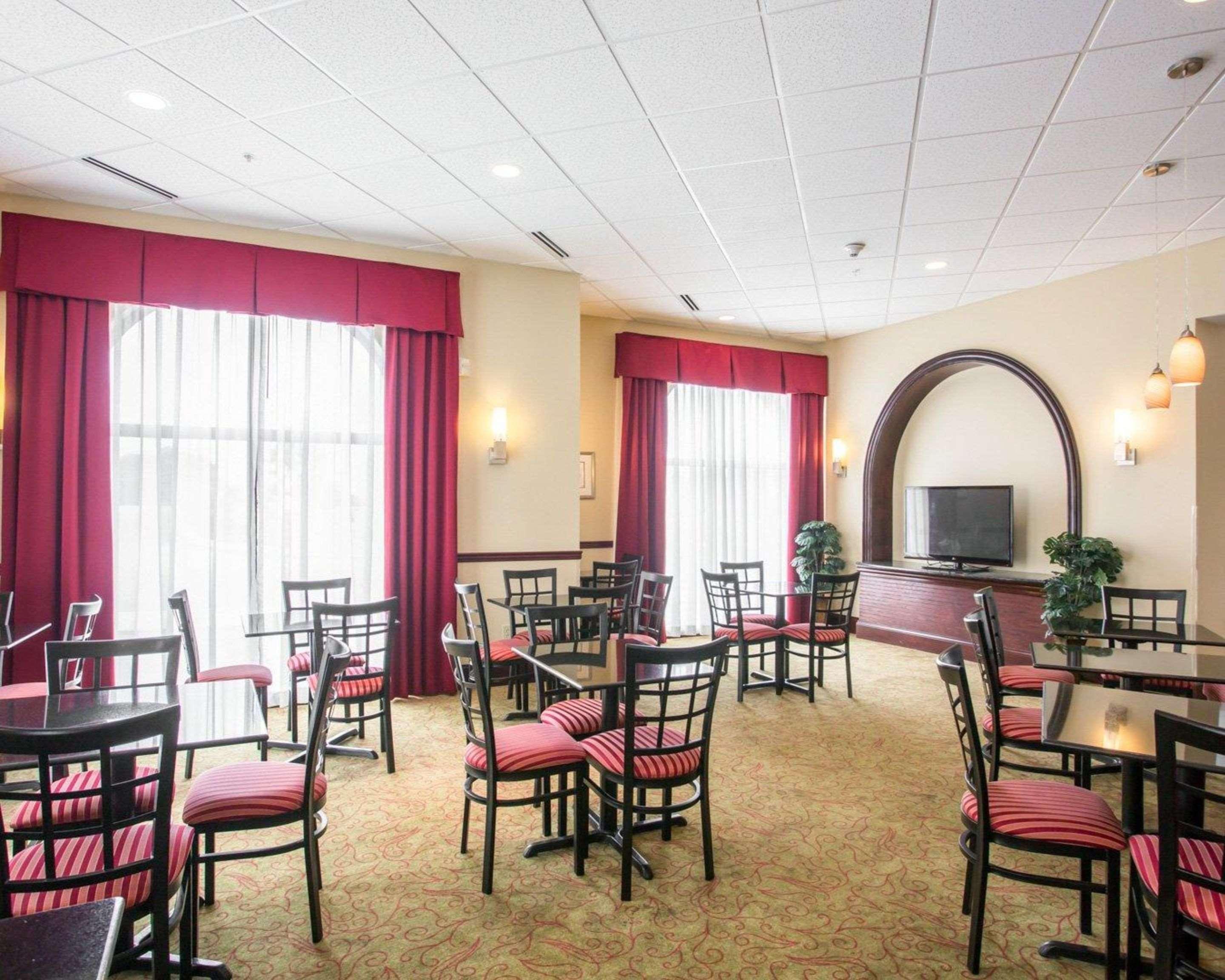 Comfort Suites Mt Juliet-Nashville Area Маунт-Джулиет Экстерьер фото